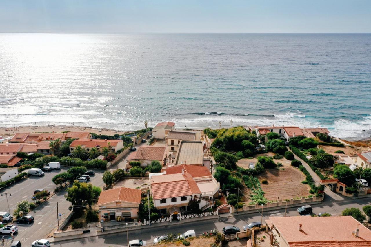 Alabe Hotel Marina Di Tresnuraghes Ngoại thất bức ảnh