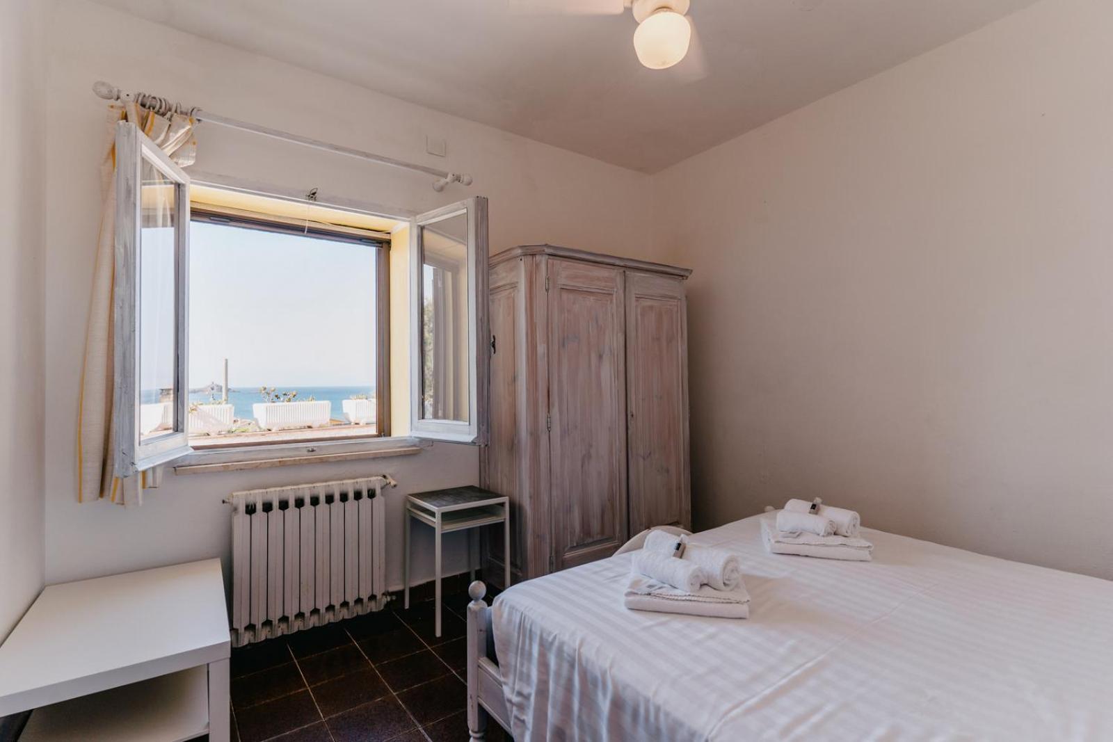 Alabe Hotel Marina Di Tresnuraghes Phòng bức ảnh